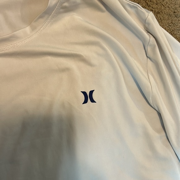 Men’s Hurley long sleeve - Picture 4 of 4